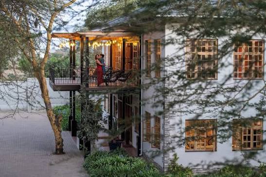 Serengeti House